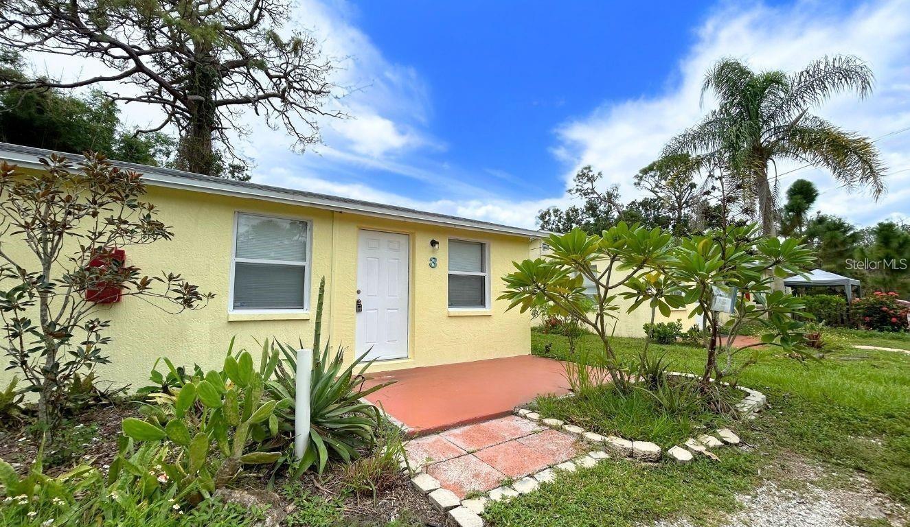 Photo of 255 PINEAPPLE STREET #3 ENGLEWOOD FL 34223