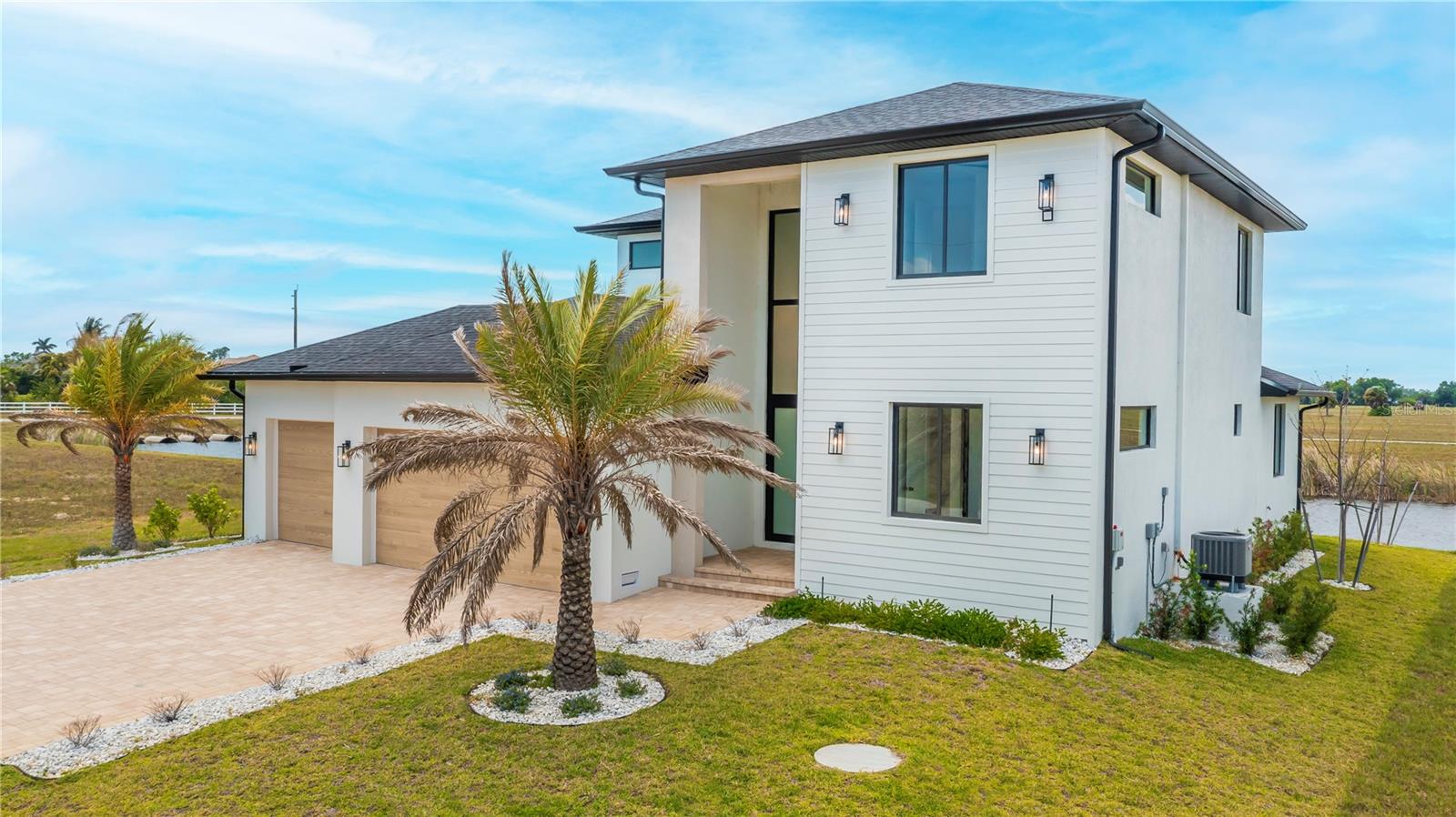 Photo of 7 SUNFLOWER DRIVE PLACIDA FL 33946