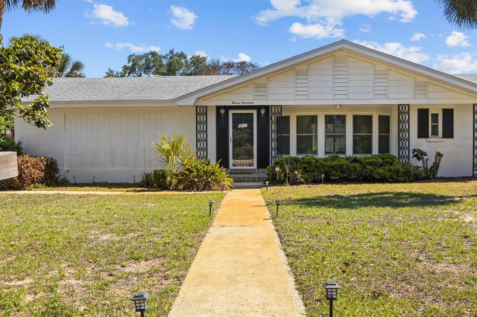 Photo of 1117 N LAKESHORE BOULEVARD LAKE WALES FL 33853