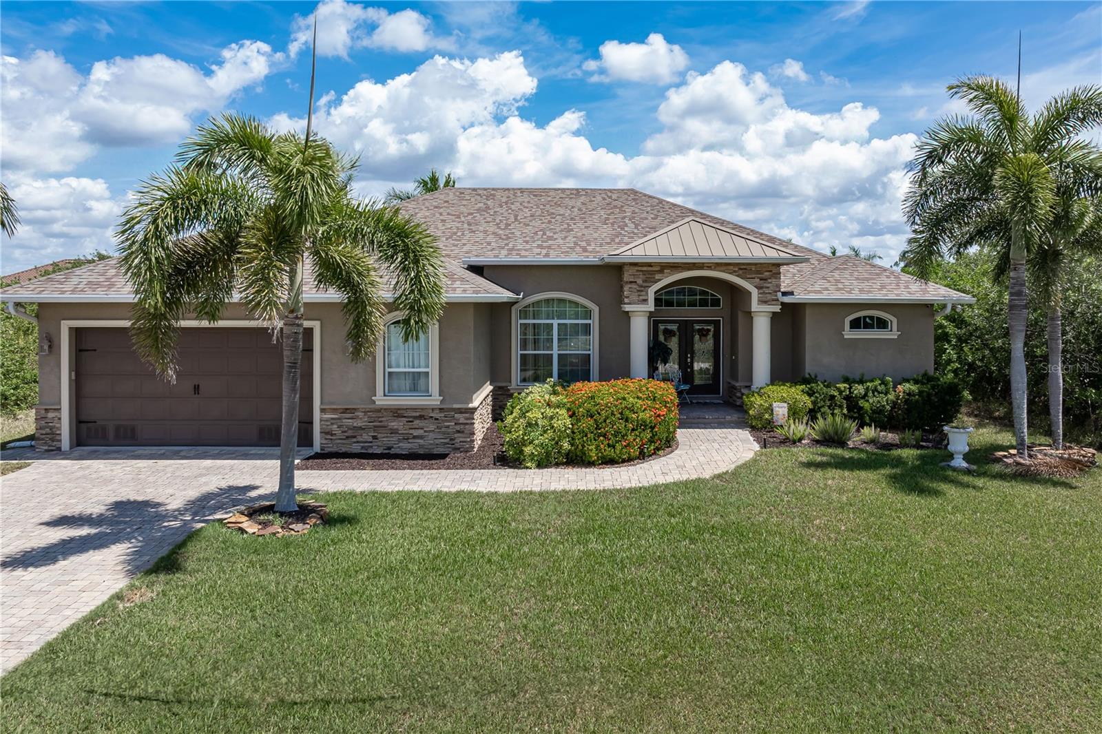 Photo of 15156 LEIPZIG CIRCLE PORT CHARLOTTE FL 33981