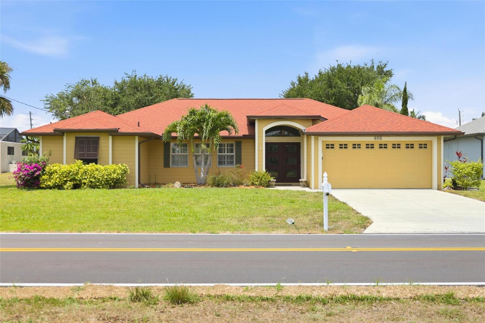 Photo of 894 BOUNDARY BOULEVARD ROTONDA WEST FL 33947