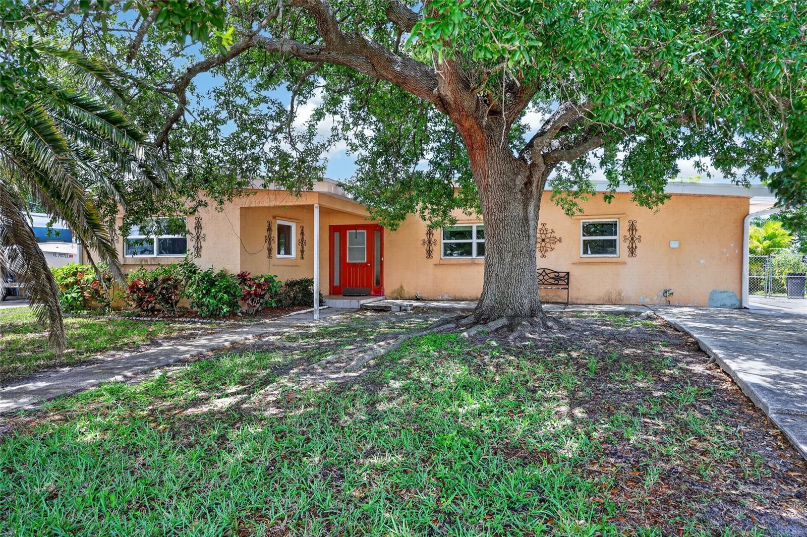 Photo of 6356 SAFFORD TERRACE NORTH PORT FL 34287