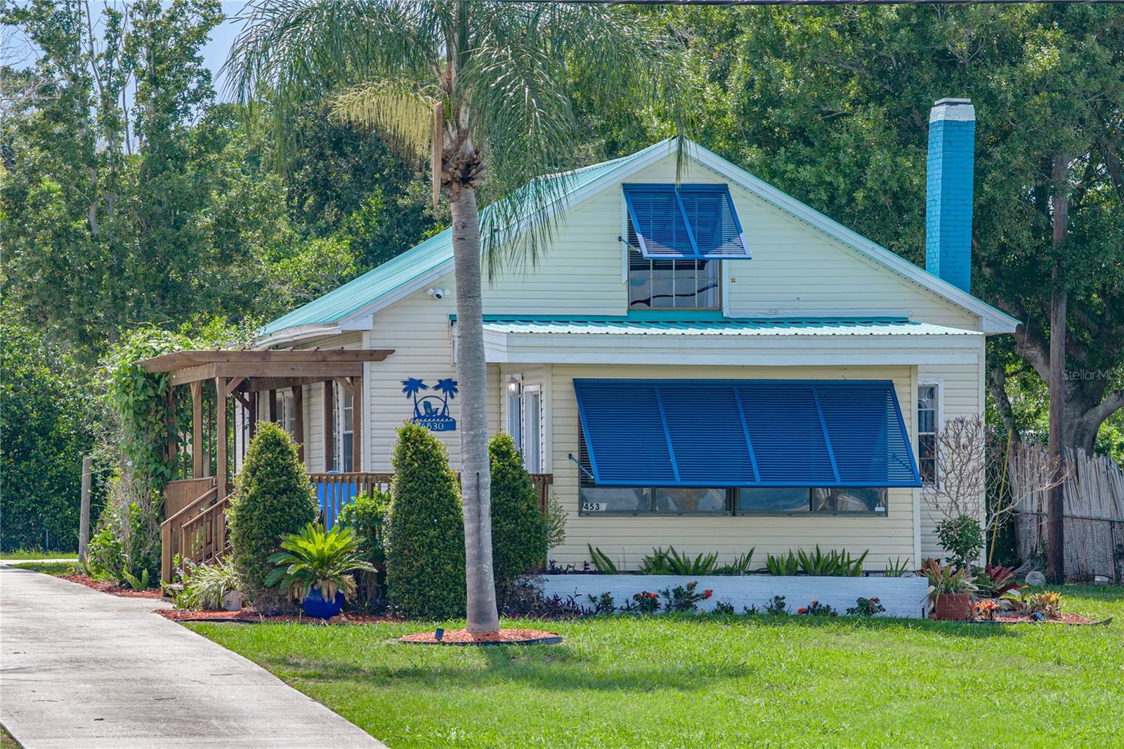 Photo of 4530 LAKEVIEW DRIVE SEBRING FL 33870