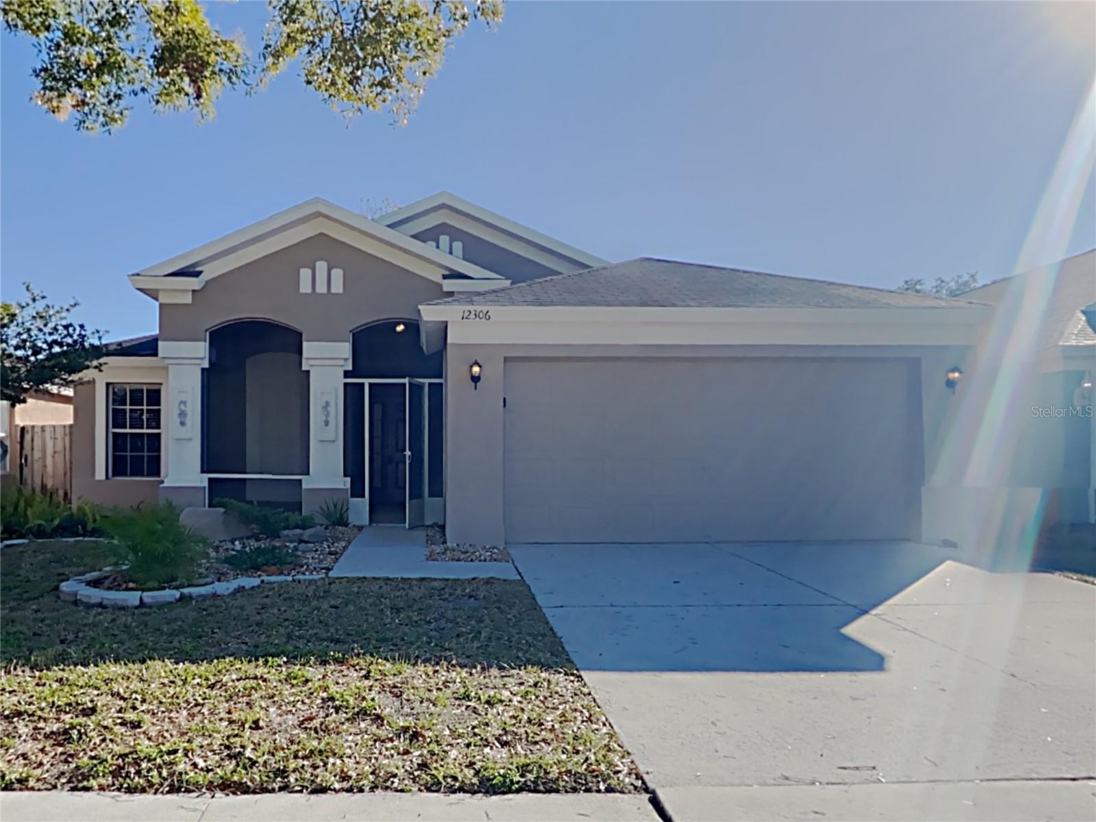 Photo of 12306 TWINKLING STAR PLACE RIVERVIEW FL 33578