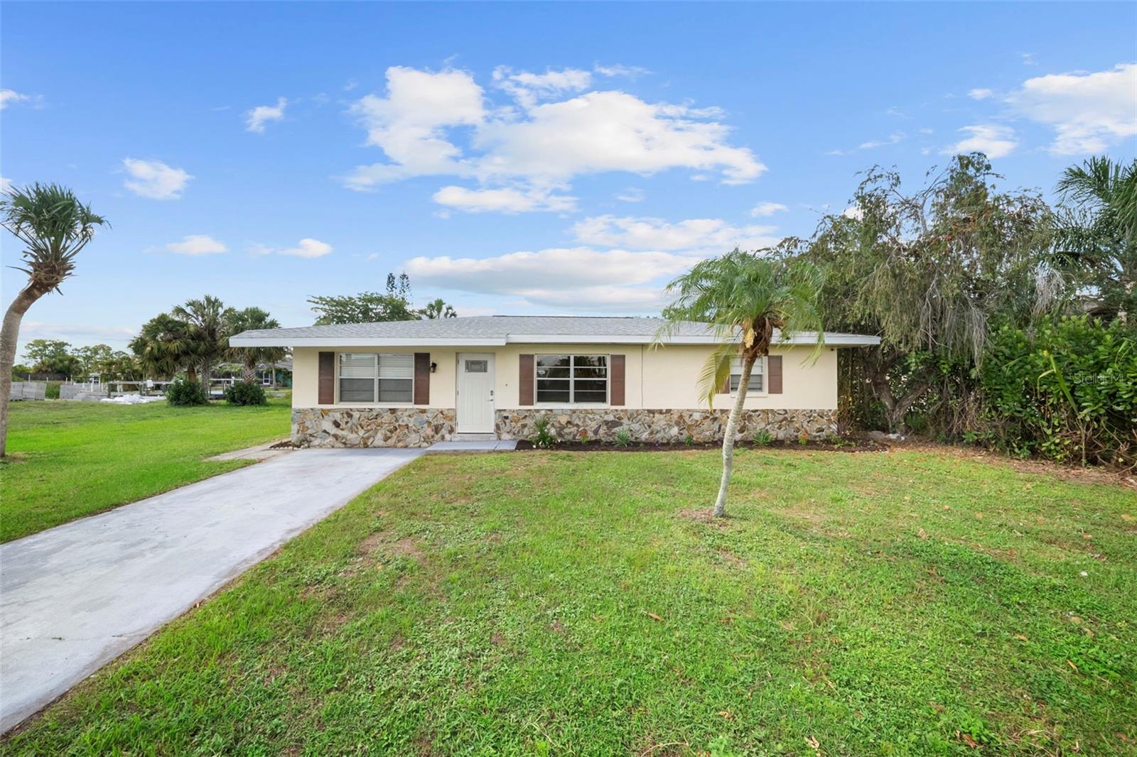 Photo of 154 DANFORTH DRIVE PUNTA GORDA FL 33980