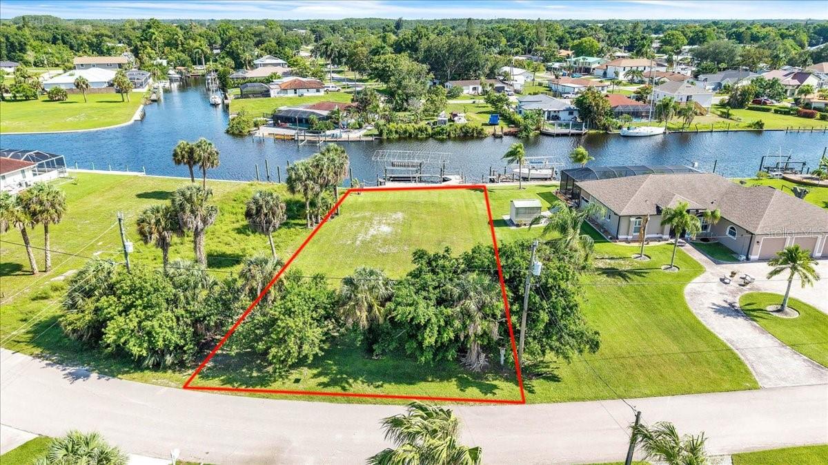Photo of 13425 MARQUETTE BOULEVARD FORT MYERS FL 33905