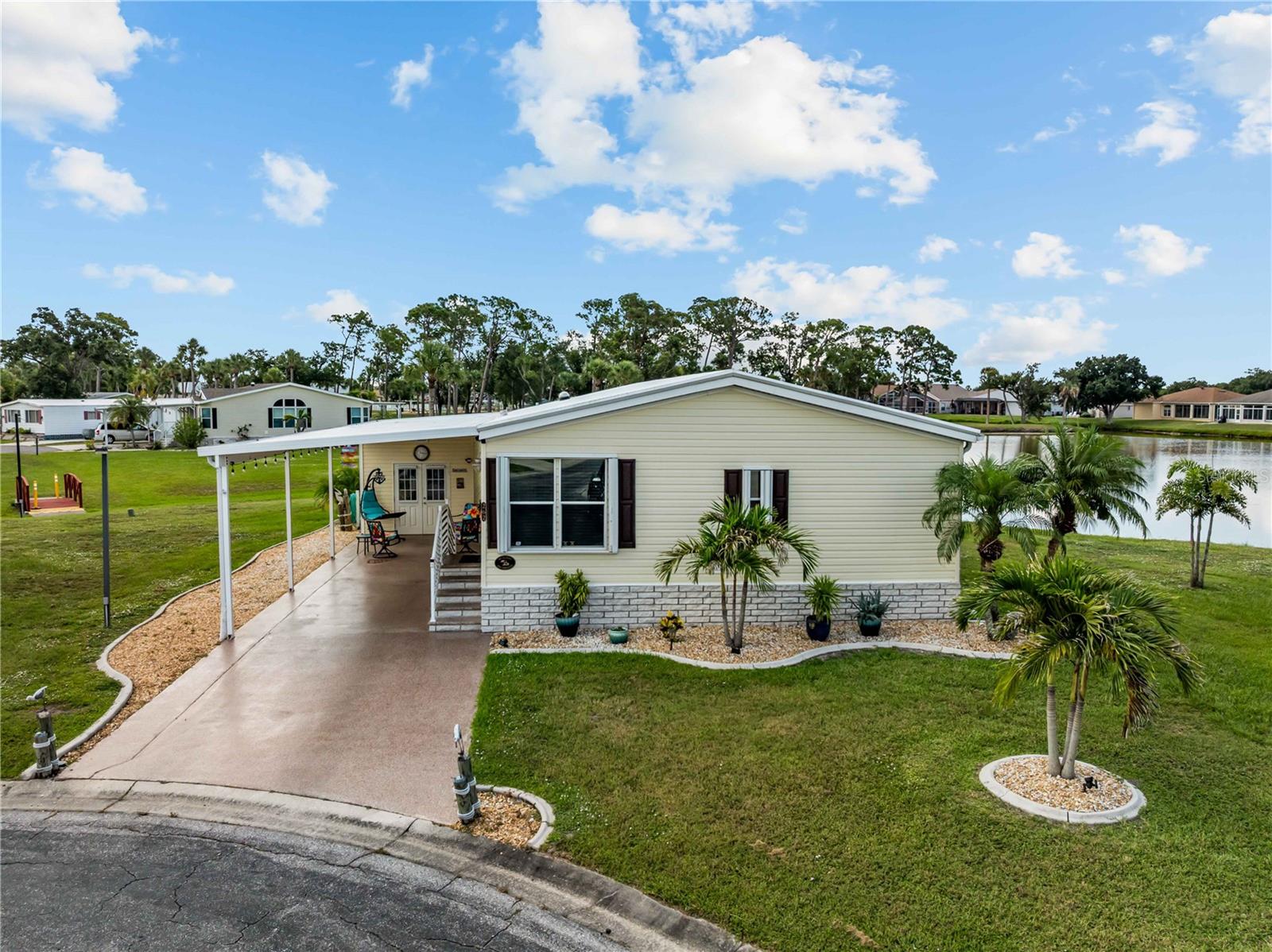 Photo of 1000 KINGS HIGHWAY #262 PUNTA GORDA FL 33980