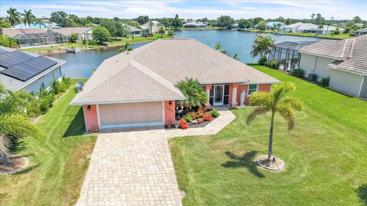 Photo of 11614 SW COURTLY MANOR DRIVE LAKE SUZY FL 34269