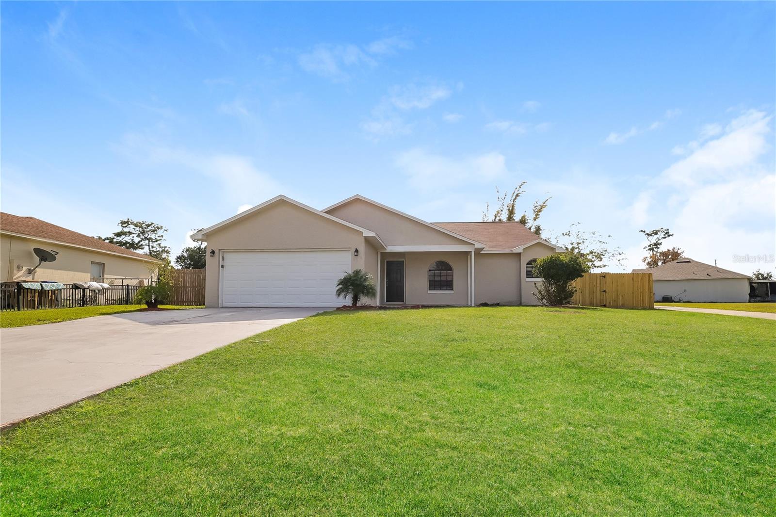 Photo of 117 DORCHESTER COURT KISSIMMEE FL 34758