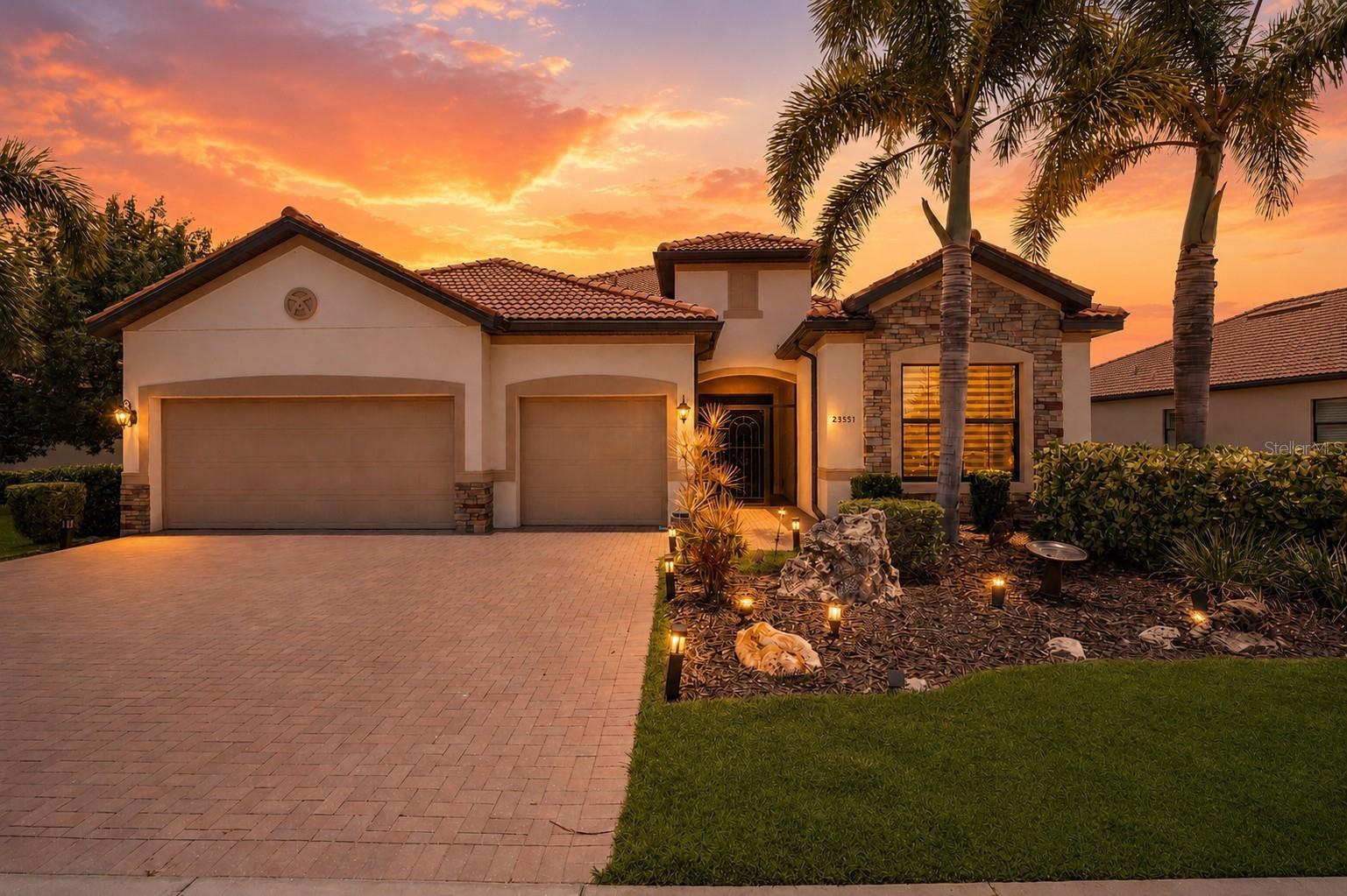 Photo of 23551 WAVERLY CIRCLE VENICE FL 34293