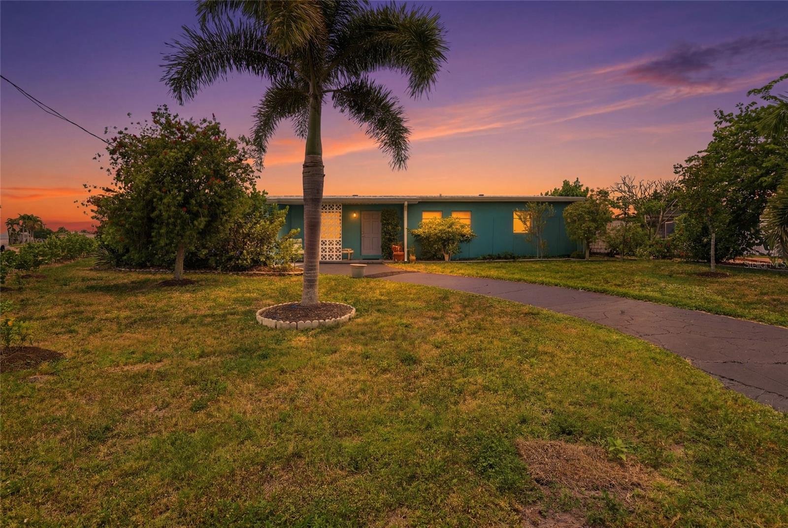 Photo of 21444 HIGGS DRIVE PORT CHARLOTTE FL 33952