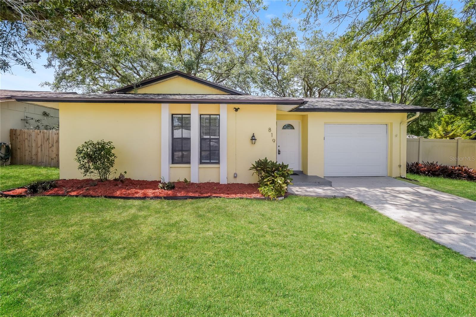 Photo of 819 GREENFIELD DRIVE PALM HARBOR FL 34684