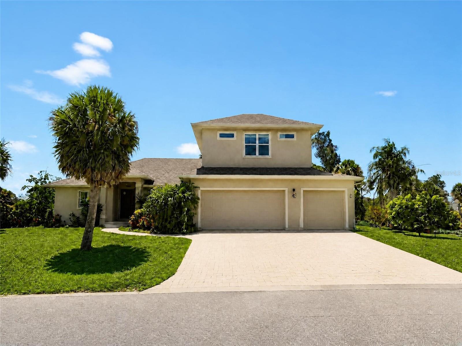 Photo of 935 LINDEN ROAD VENICE FL 34293