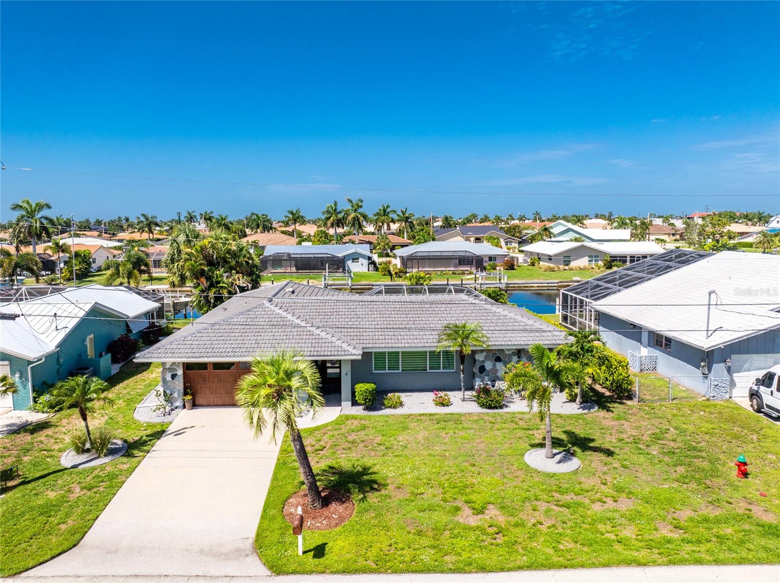 Photo of 321 CAPRI ISLES CT PUNTA GORDA FL 33950