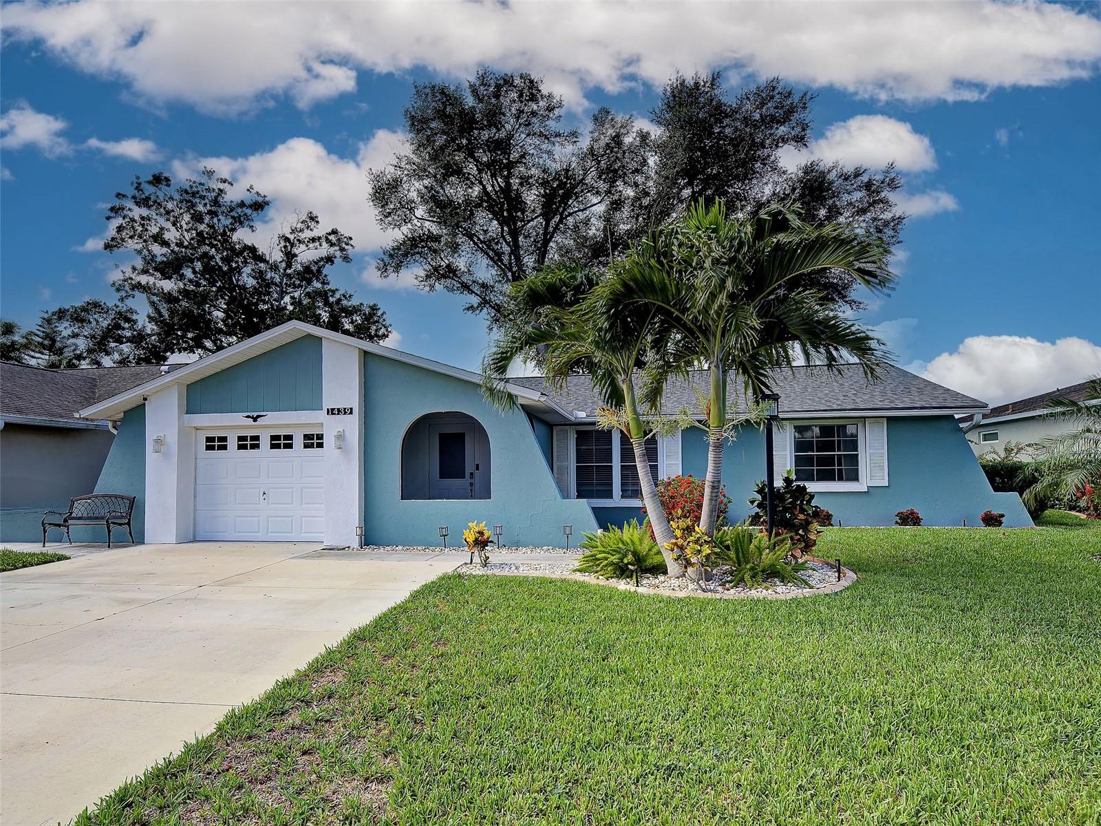 Photo of 1439 STRADA D ORO VENICE FL 34292
