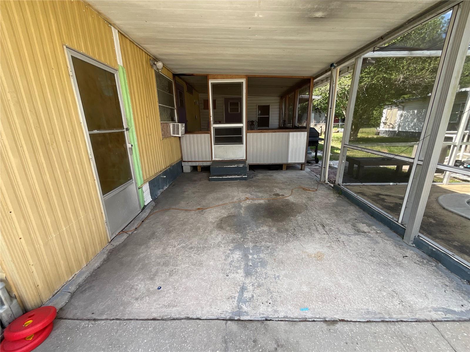 Photo of 702 JERSEY COURT DUNDEE FL 33838