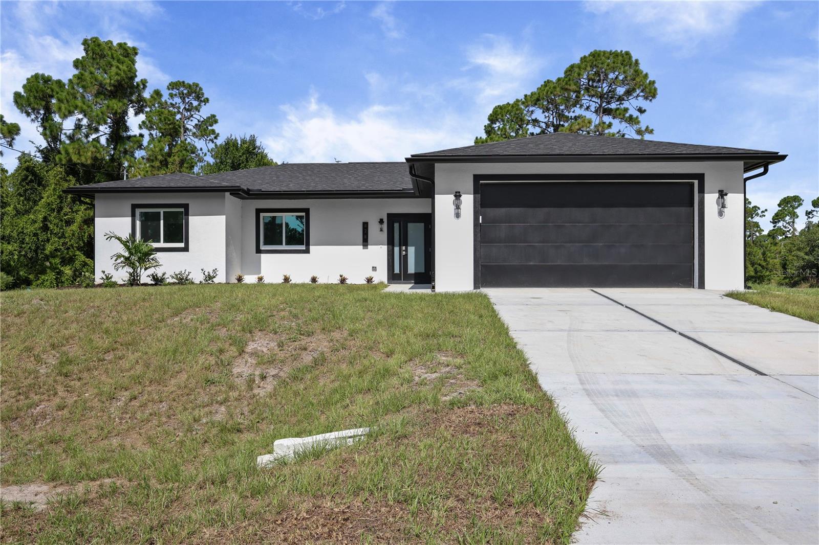 Photo of 828 GENOA AVENUE LEHIGH ACRES FL 33974