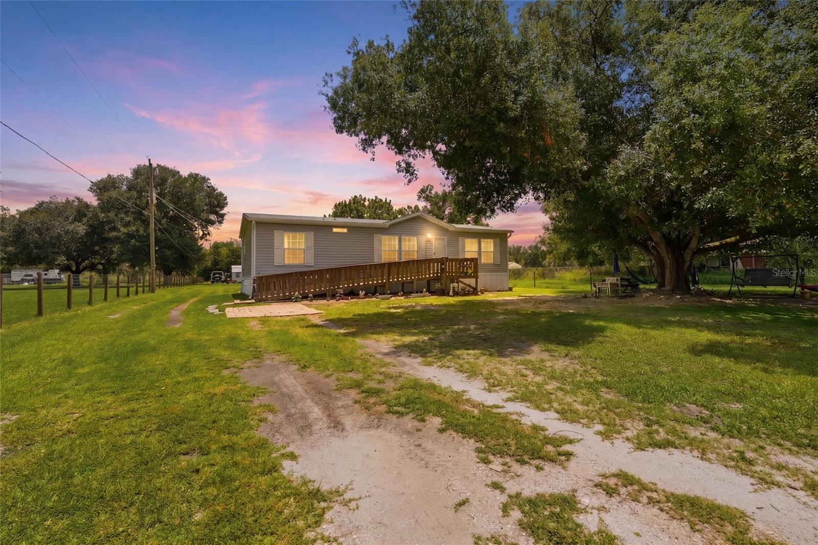 Photo of 2086 NW GENES LITTLE ACRES AVENUE ARCADIA FL 34266