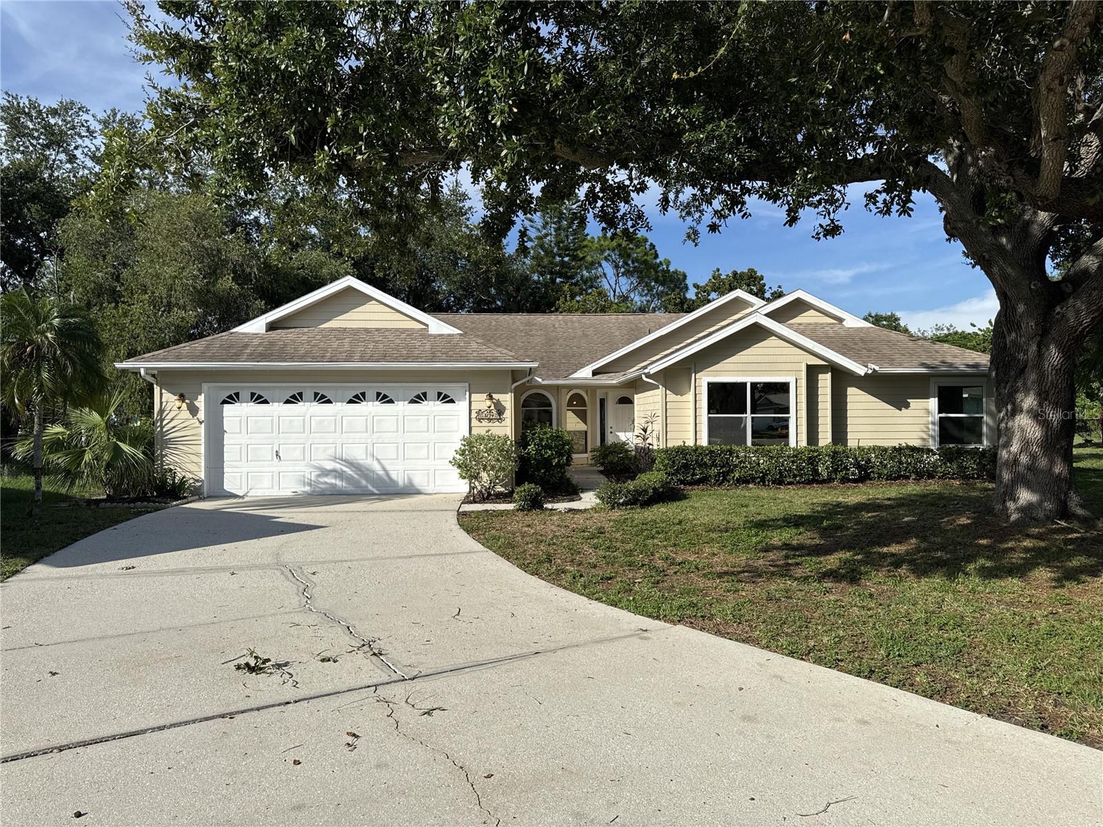Photo of 3174 57TH AVENUE CIRCLE BRADENTON FL 34203