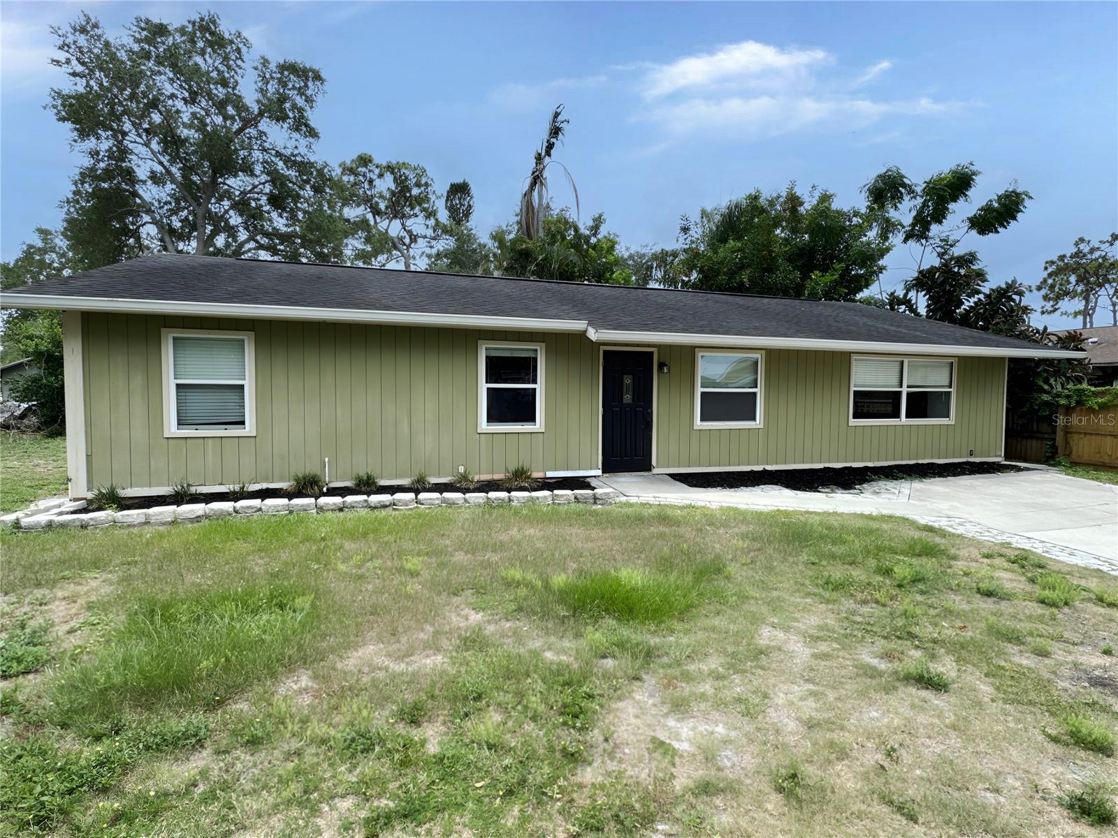 Photo of 4710 HOXIE LANE SARASOTA FL 34233