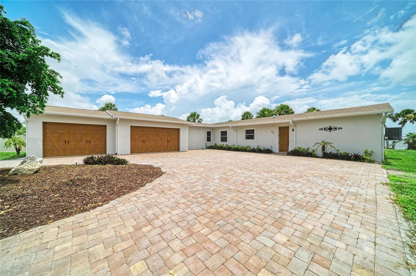 Photo of 211 BAHIA VISTA DRIVE ENGLEWOOD FL 34223