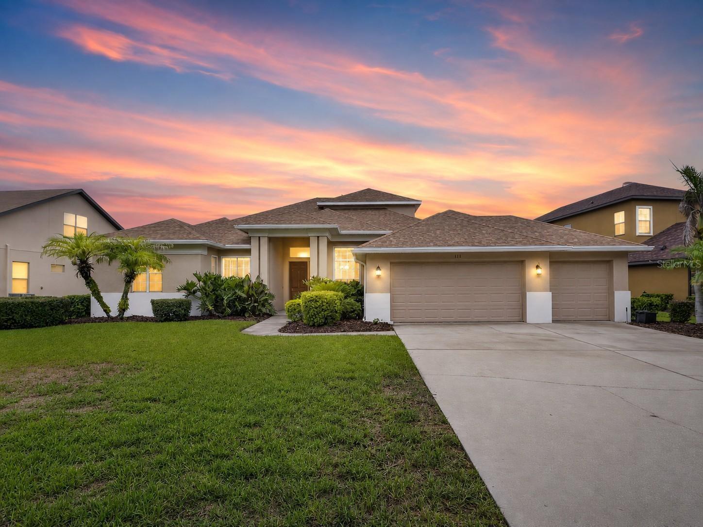 Photo of 111 FALLING WATER DRIVE BRANDON FL 33511