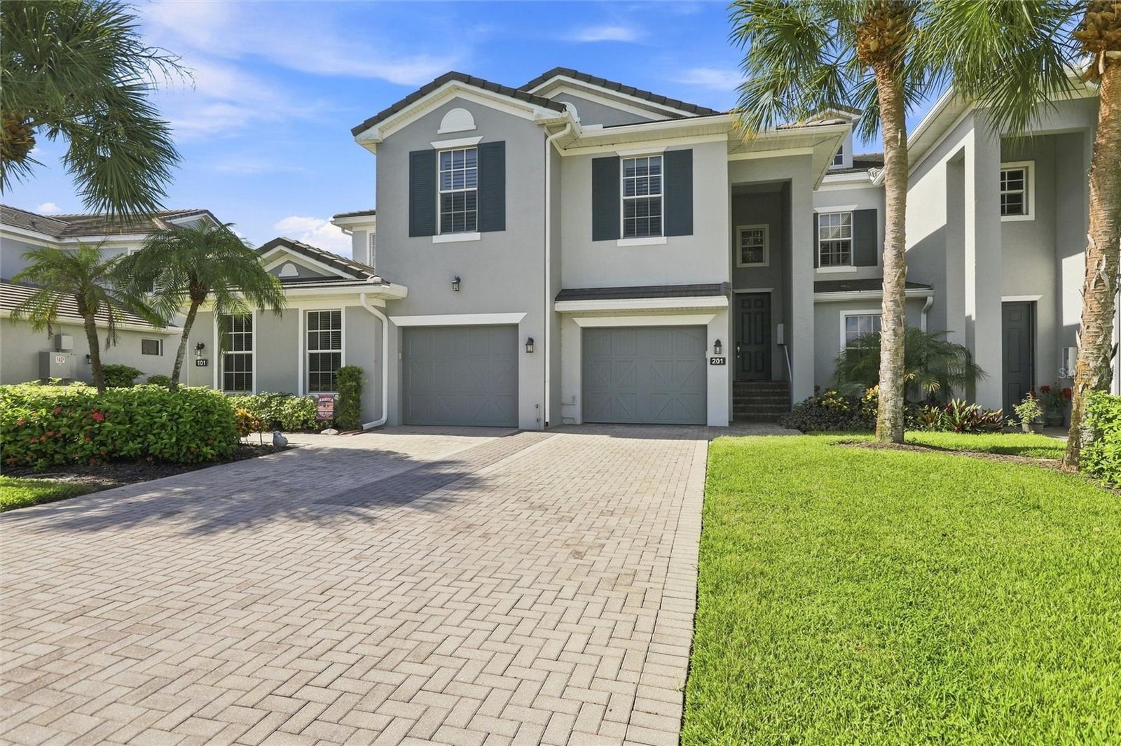 Photo of 16560 GOLDENROD LANE #201 ALVA FL 33920