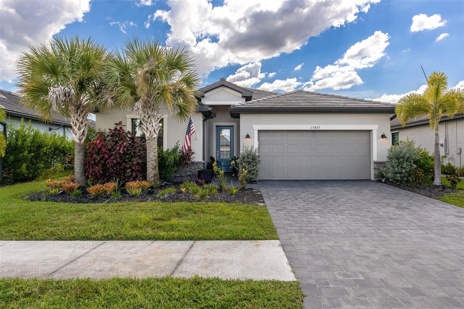 Photo of 13845 PINE LODGE LANE FORT MYERS FL 33913