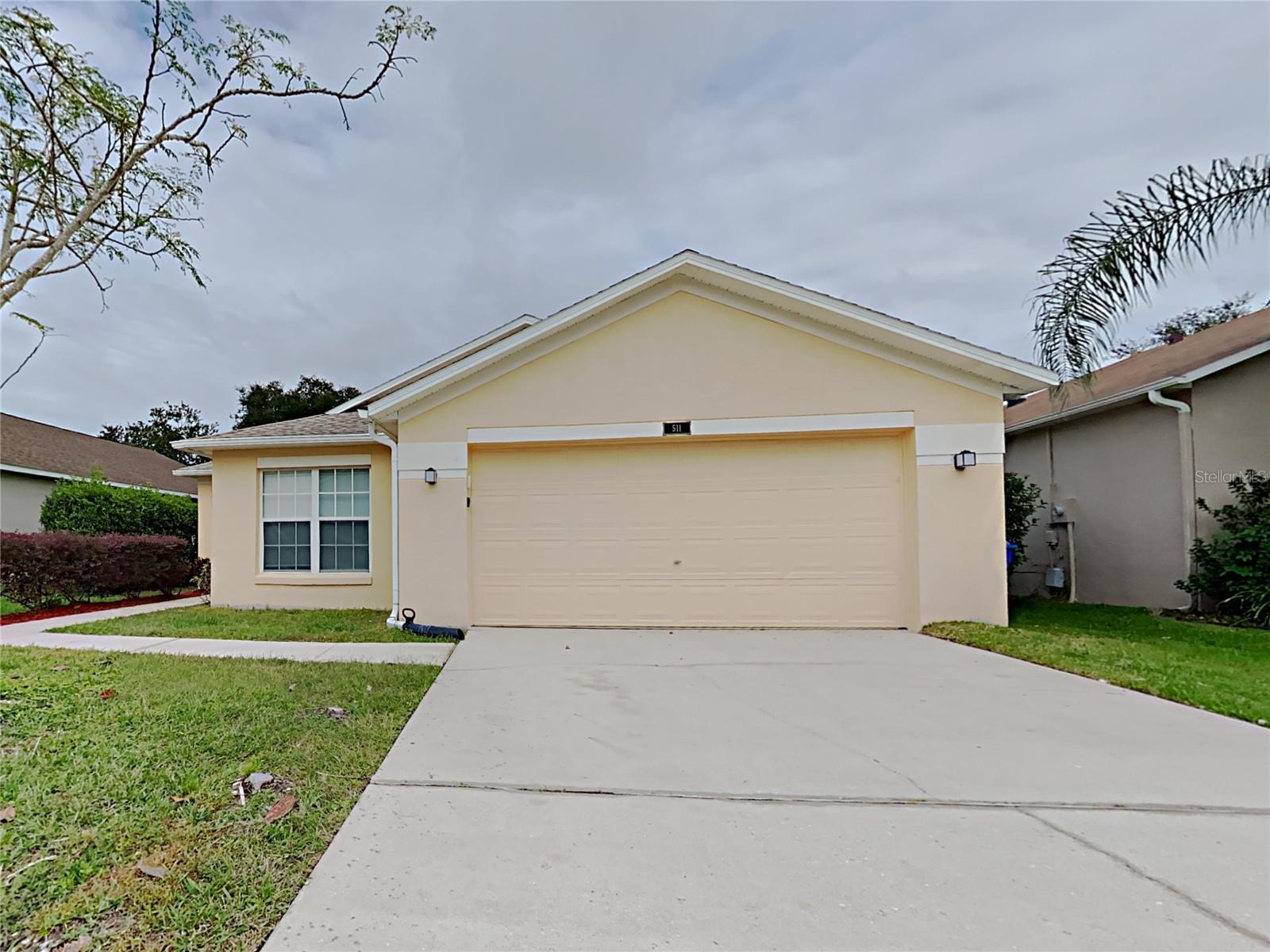 Photo of 511 WELLESLY STREET OVIEDO FL 32765