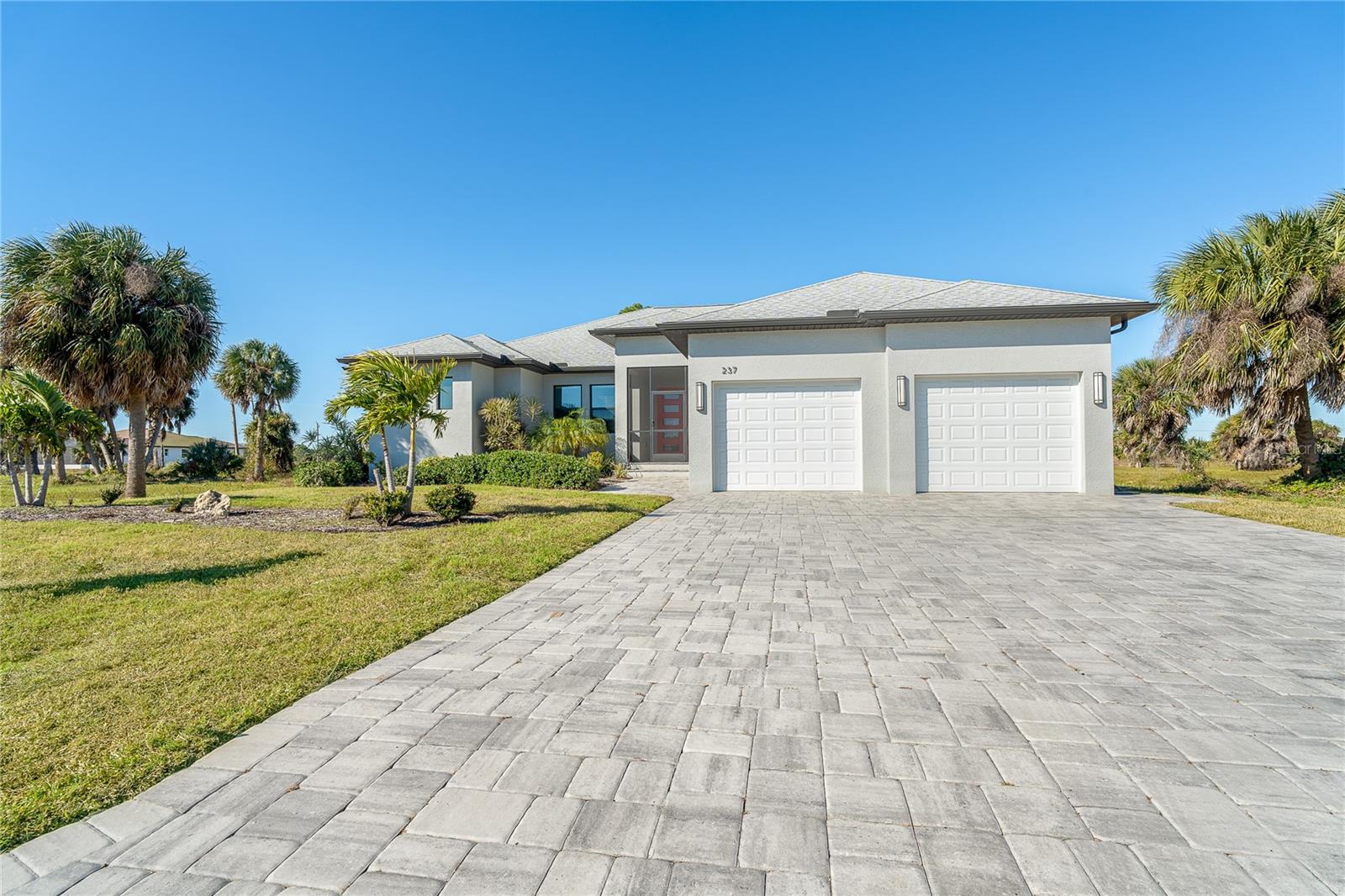 Photo of 237 W PINE VALLEY LANE ROTONDA WEST FL 33947