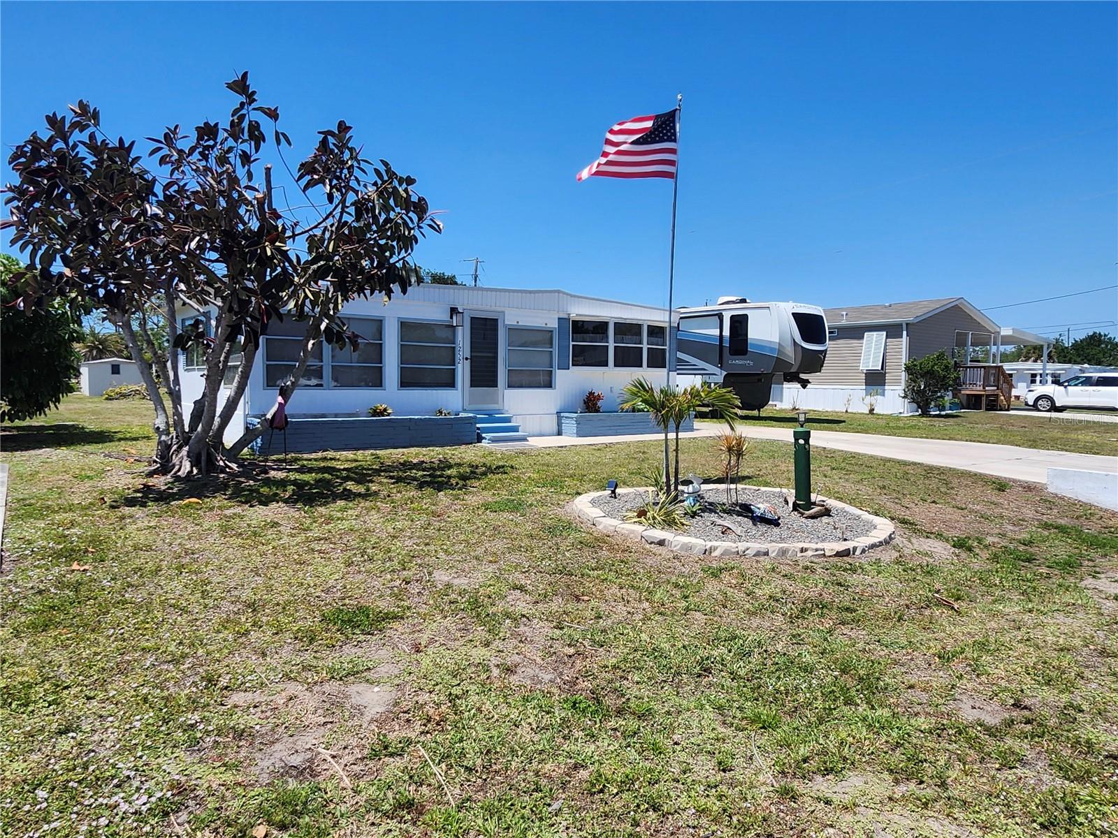 Photo of 1252 KINGFISHER DRIVE ENGLEWOOD FL 34224