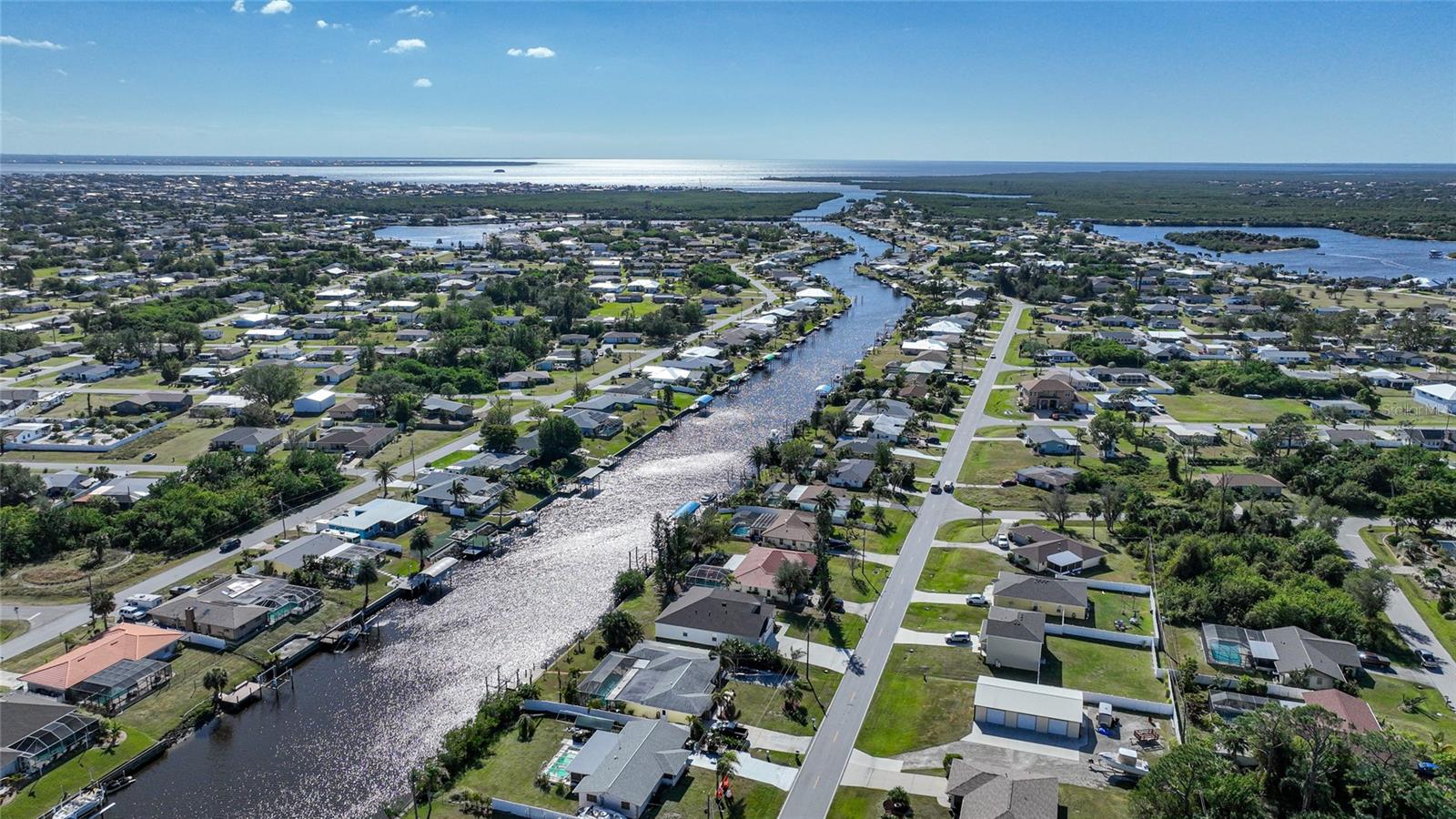 Photo of 521 W TARPON BOULEVARD PORT CHARLOTTE FL 33952