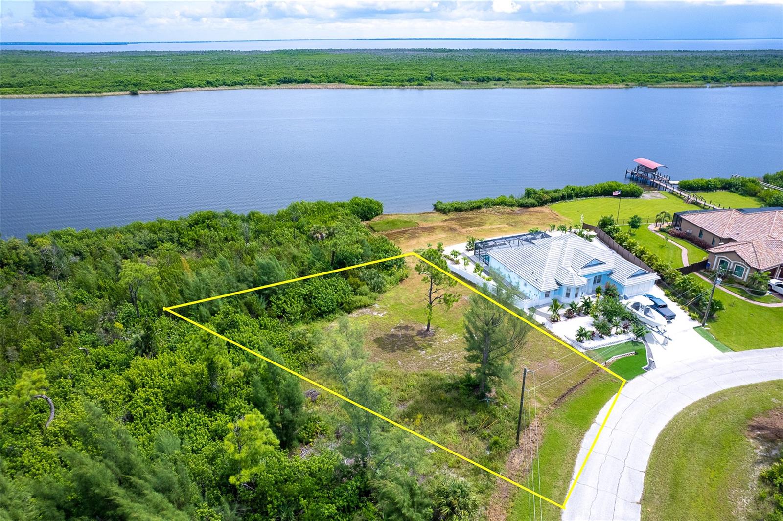 Photo of 16468 LIGGETT CIRCLE PORT CHARLOTTE FL 33981