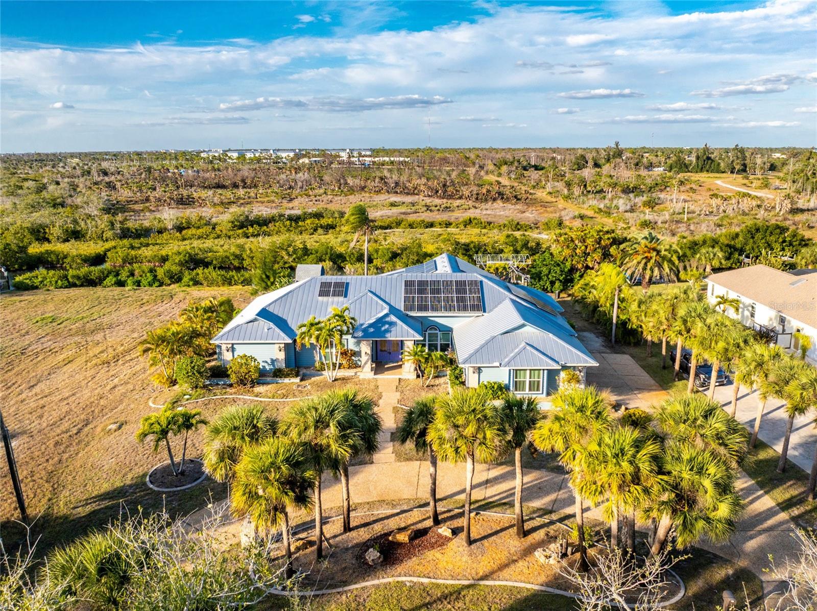 Photo of 50 SPYGLASS ALLEY PLACIDA FL 33946