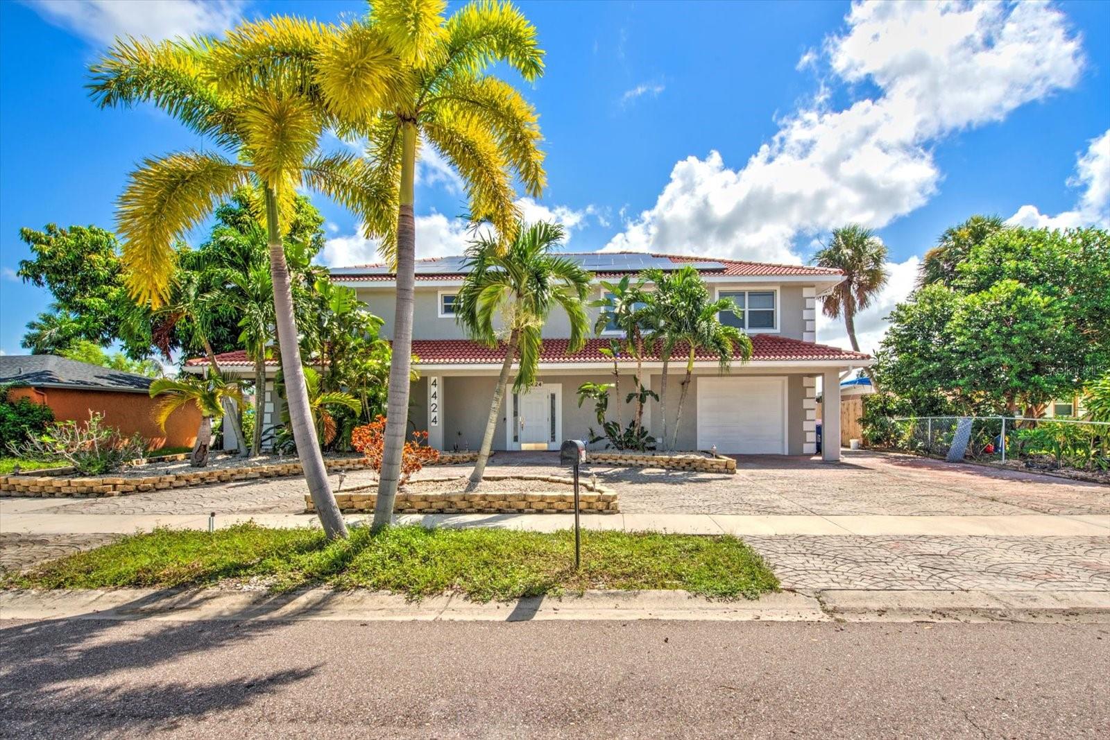 Photo of 4424 N CANAL CIRCLE NORTH FORT MYERS FL 33903