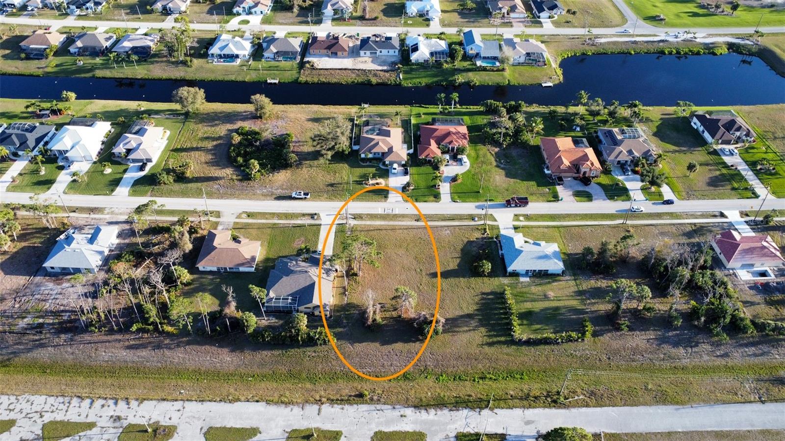 Photo of 489 BOUNDARY ROTONDA WEST FL 33947