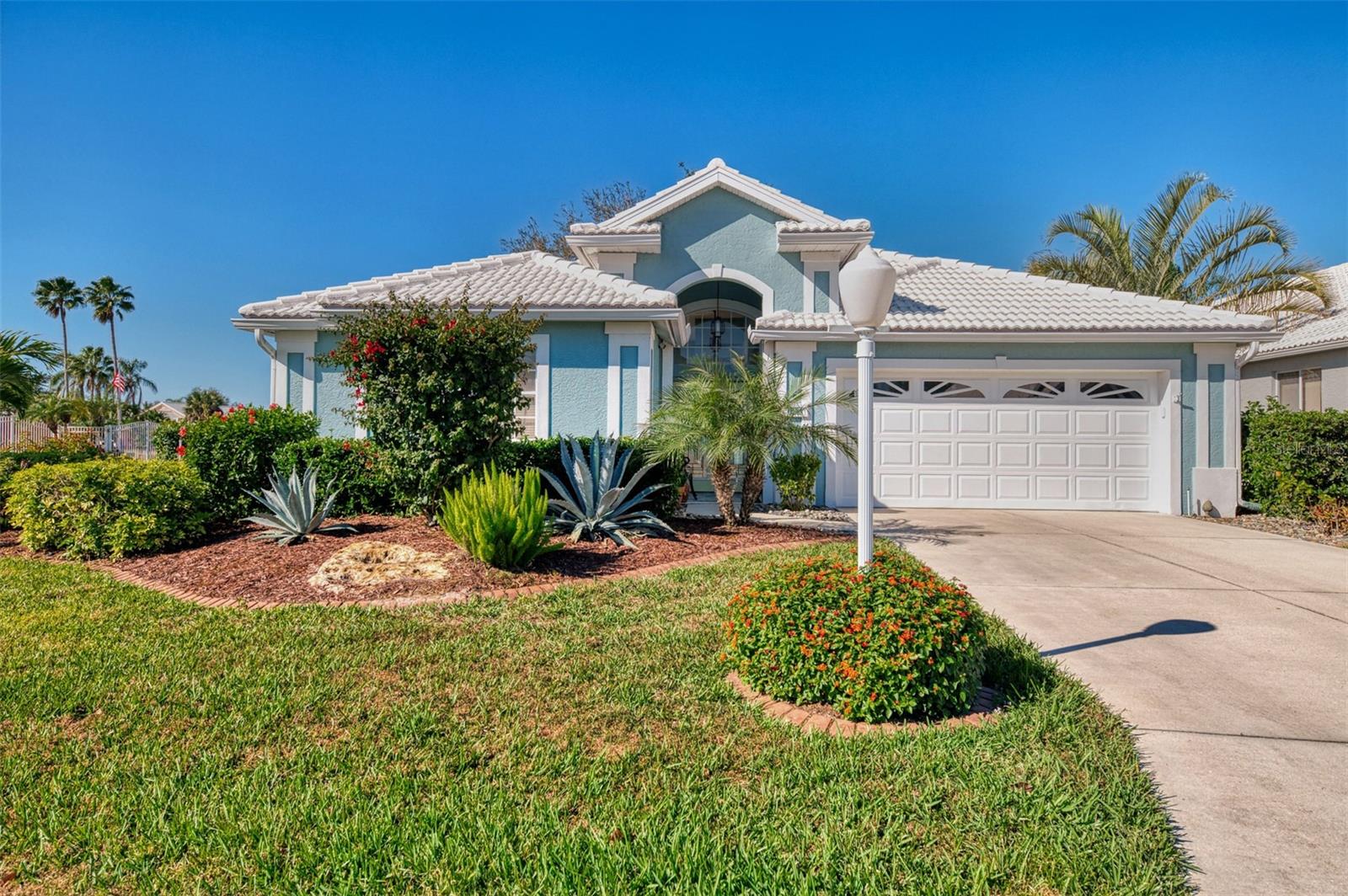 Photo of 335 SAINT GEORGE COURT #1 VENICE FL 34293