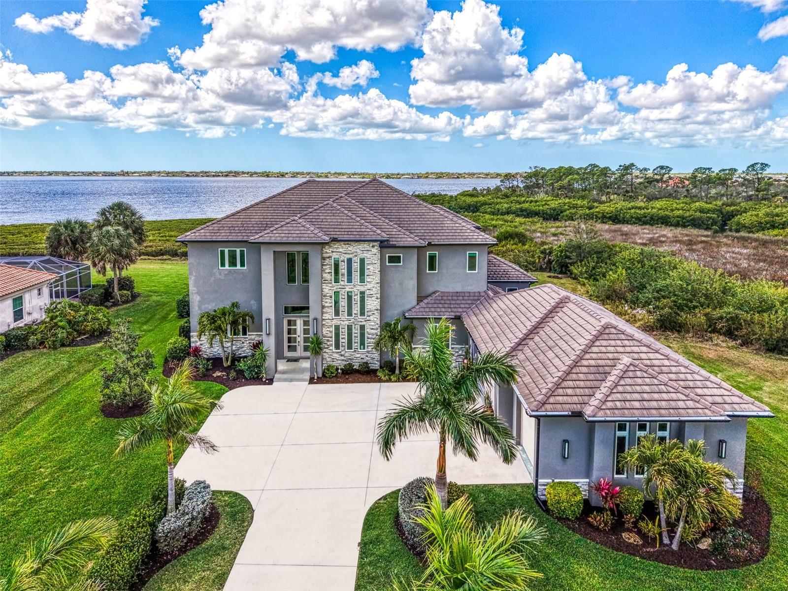 Photo of 3051 RIVERSHORE LANE PORT CHARLOTTE FL 33953
