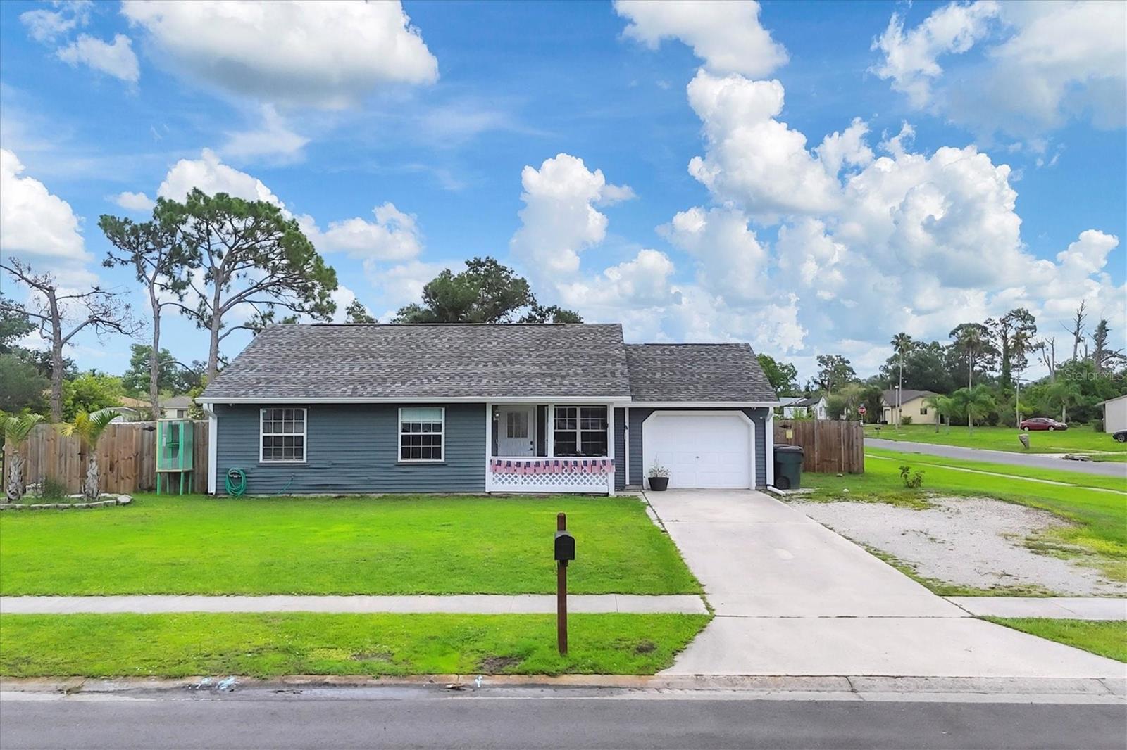 Photo of 7590 LYNCREST STREET NORTH PORT FL 34287
