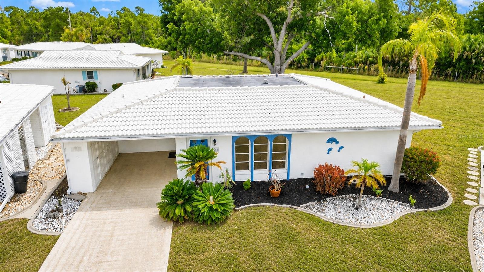 Photo of 546 CIRCLEWOOD DRIVE #P3-4 VENICE FL 34293