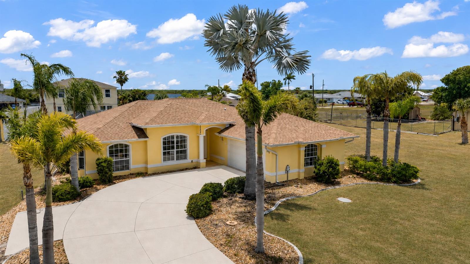 Photo of 18075 PETOSKEY CIRCLE PORT CHARLOTTE FL 33948