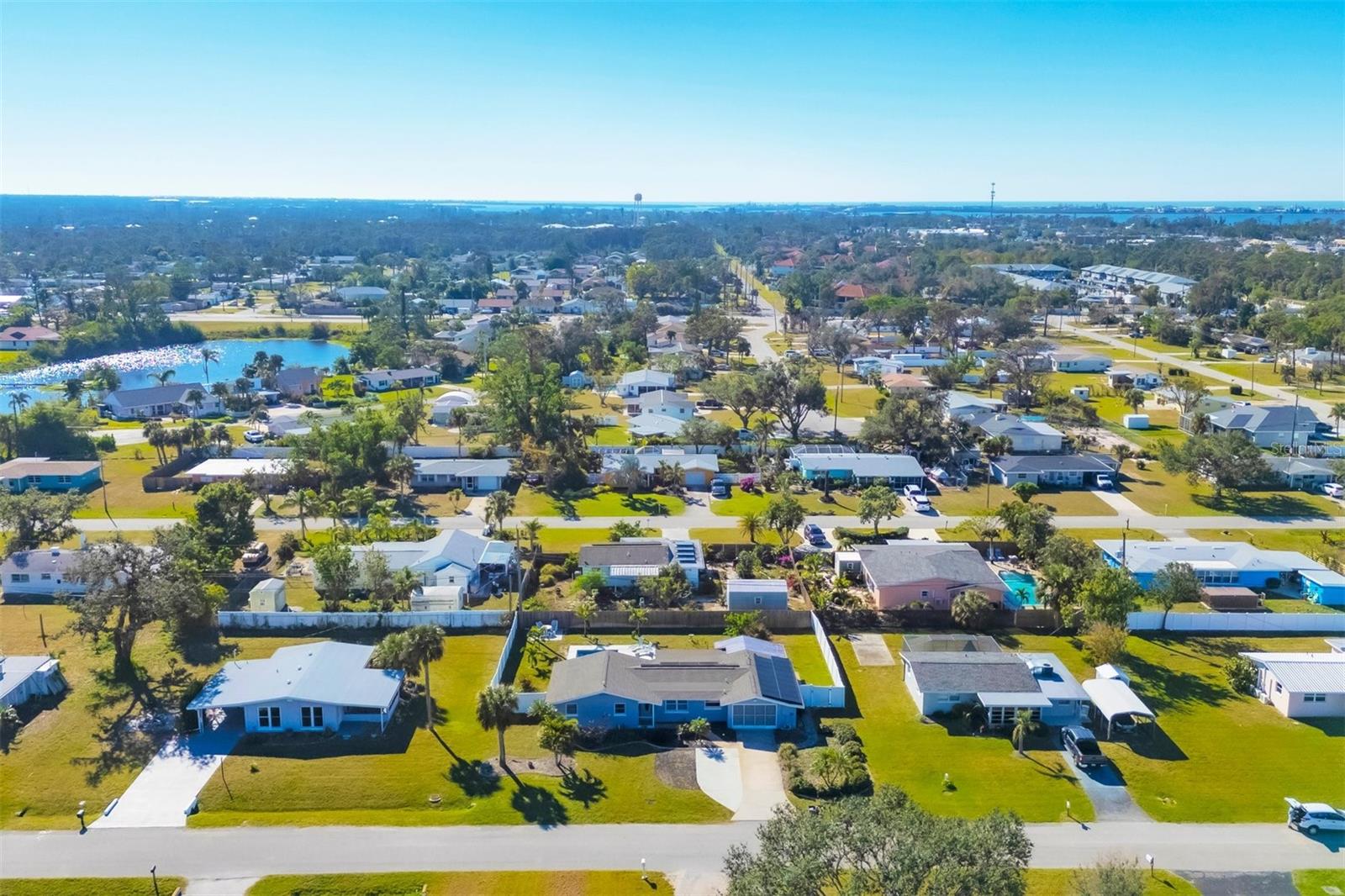 Photo of 221 E WENTWORTH STREET ENGLEWOOD FL 34223