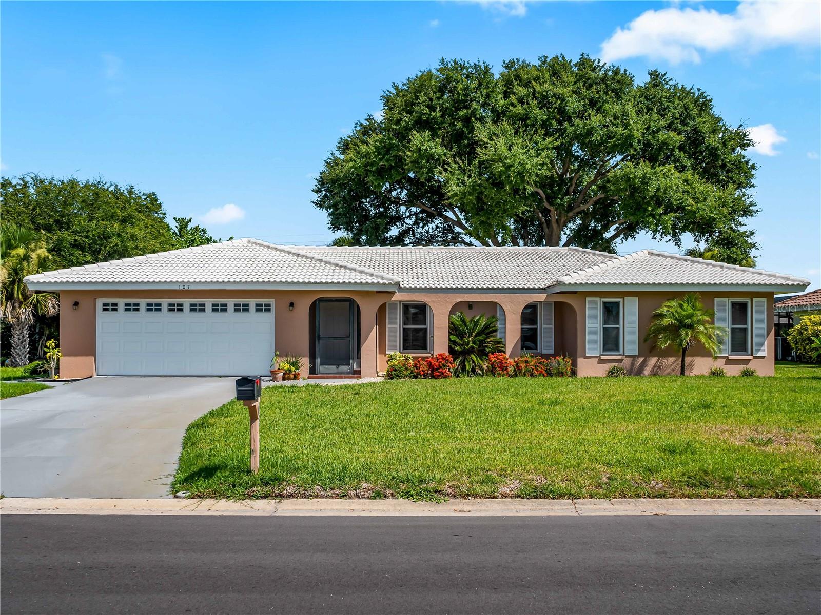 Photo of 107 COROT DRIVE NOKOMIS FL 34275