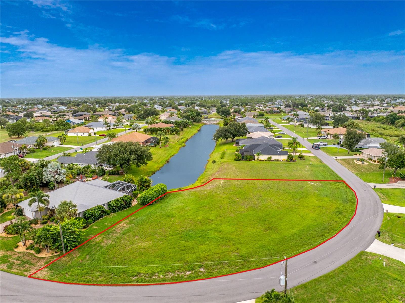 Photo of 19 MEDALIST PLACE ROTONDA WEST FL 33947