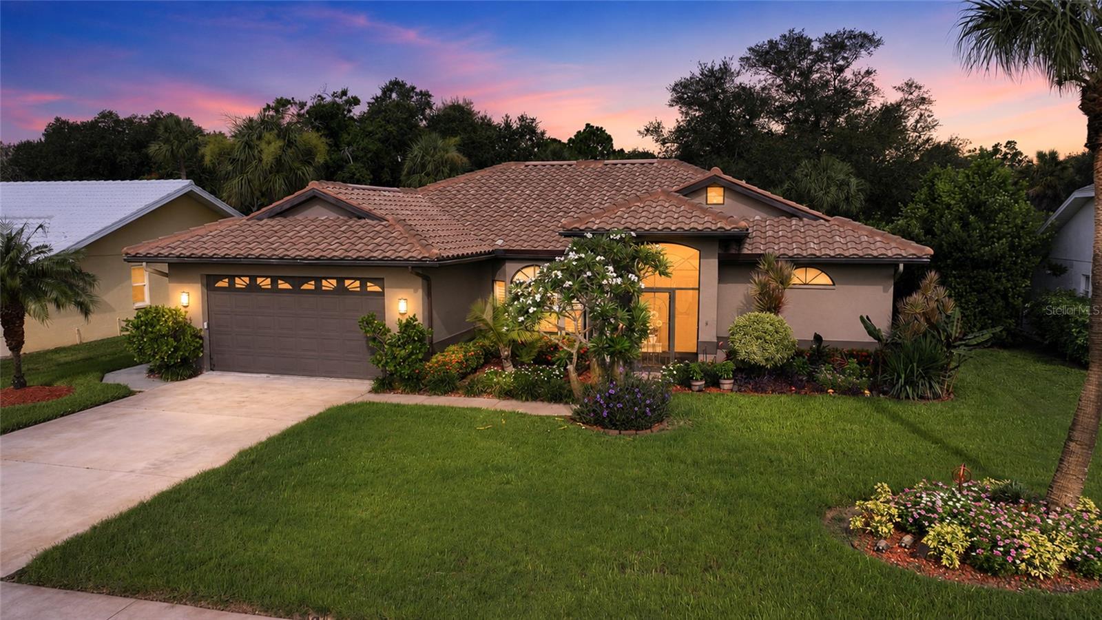 Photo of 549 SILK OAK DRIVE VENICE FL 34293