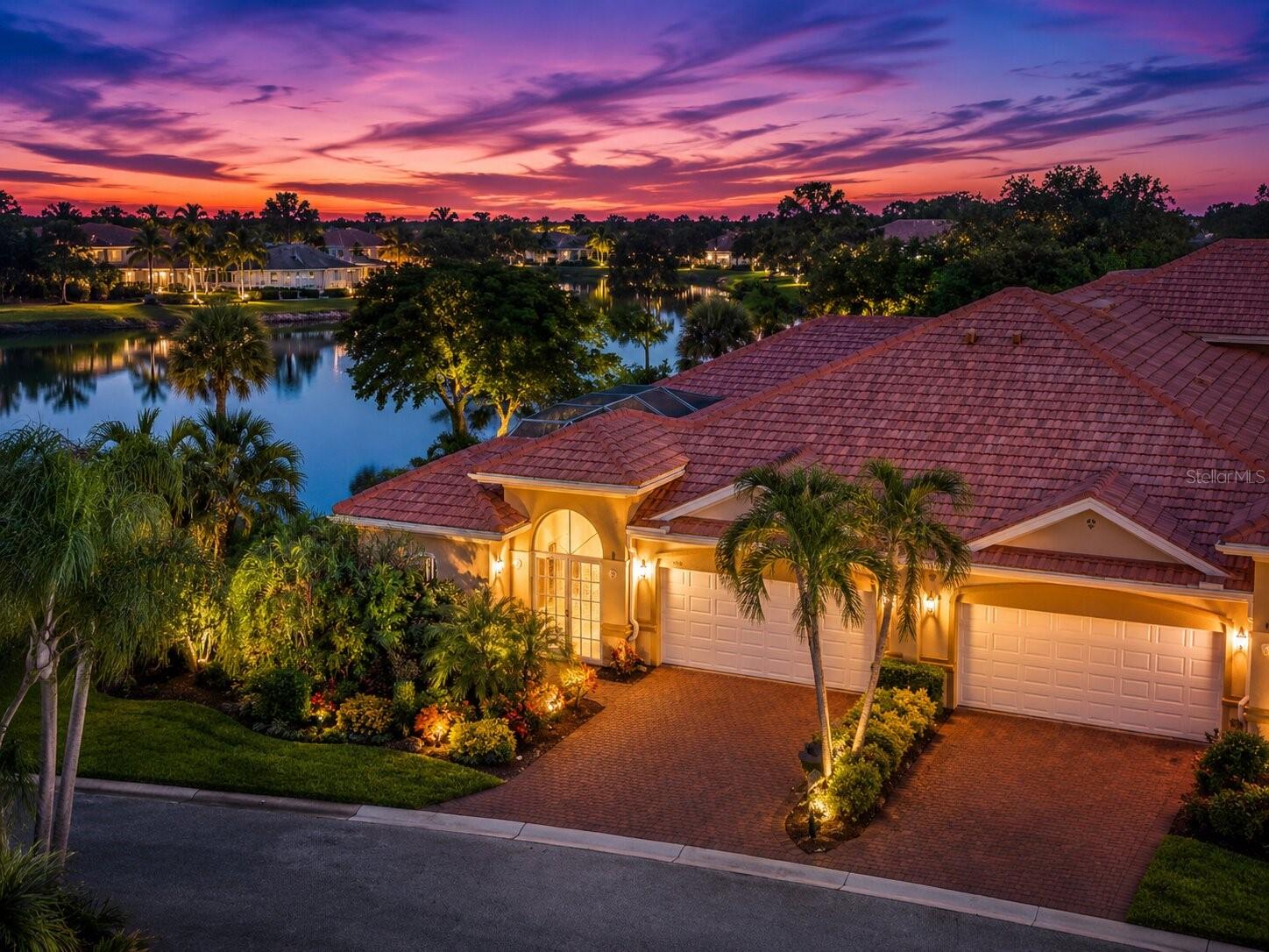 Photo of 13921 BENTLY CIRCLE FORT MYERS FL 33912