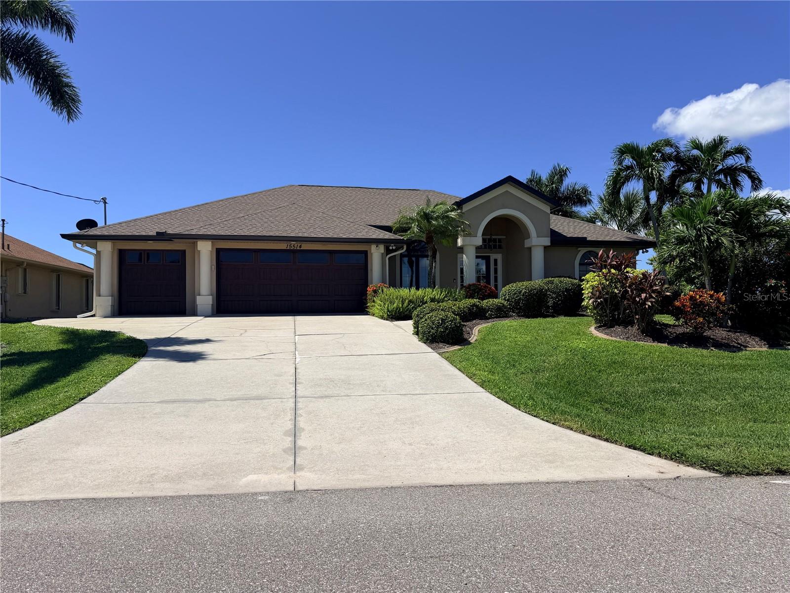 Photo of 15514 ALCOVE CIRCLE PORT CHARLOTTE FL 33981