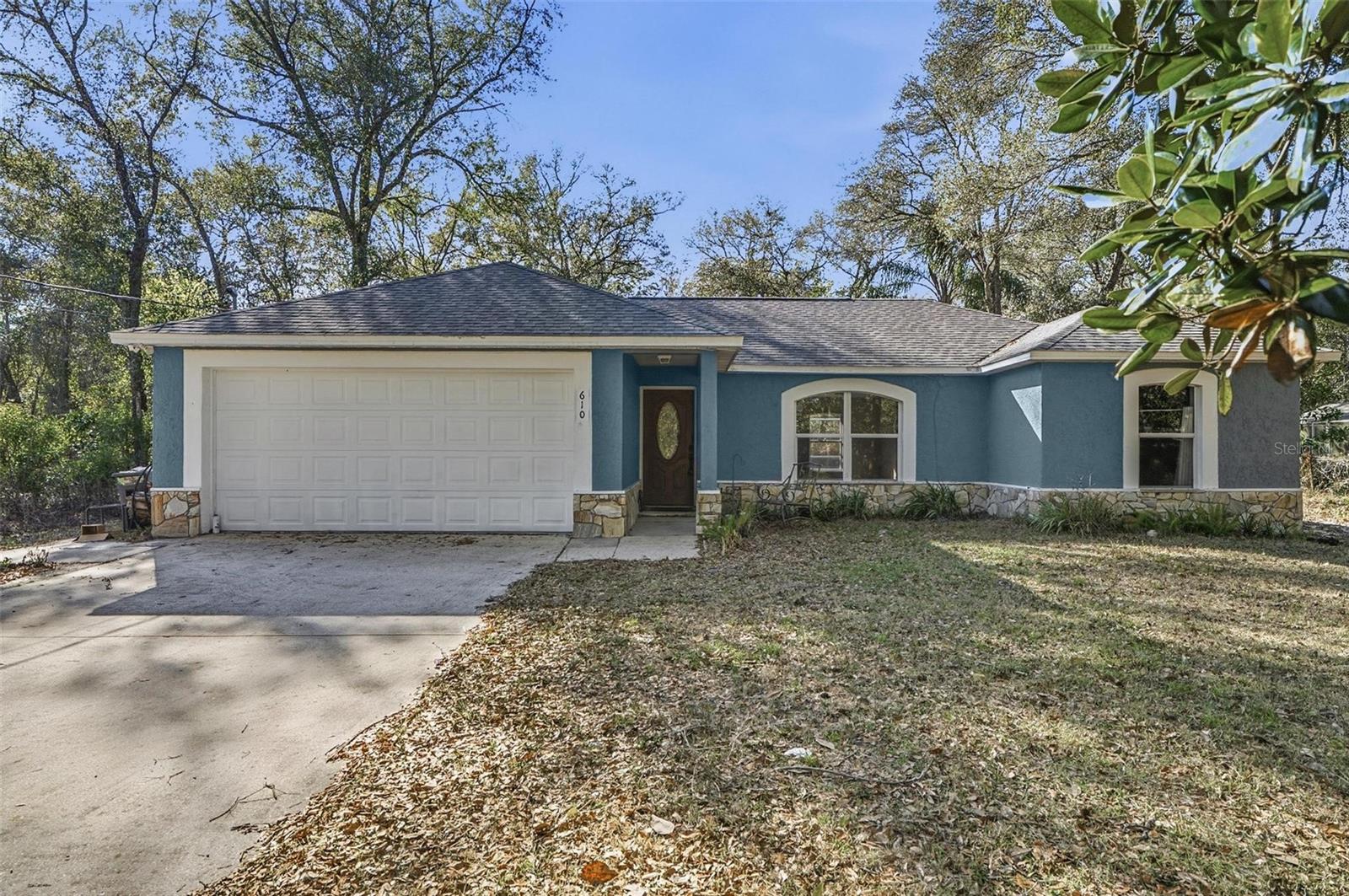 Photo of 610 N SUMMIT AVENUE LAKE HELEN FL 32744