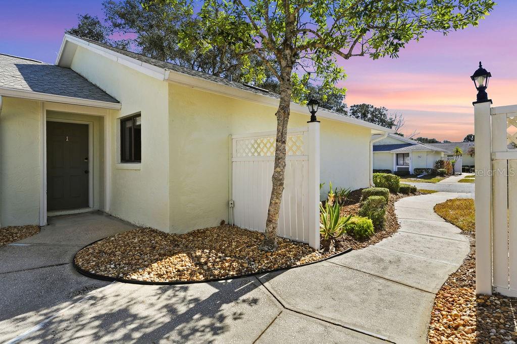Photo of 1 LAKE FOREST PLACE PALM COAST FL 32137