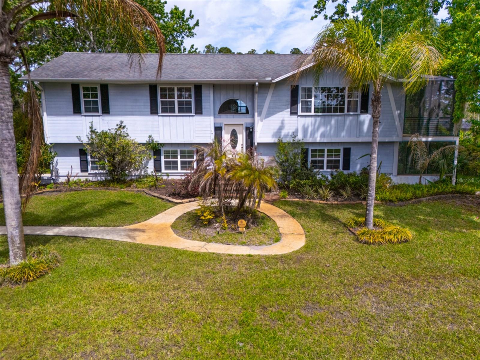 Photo of 1 RYDING LANE PALM COAST FL 32164